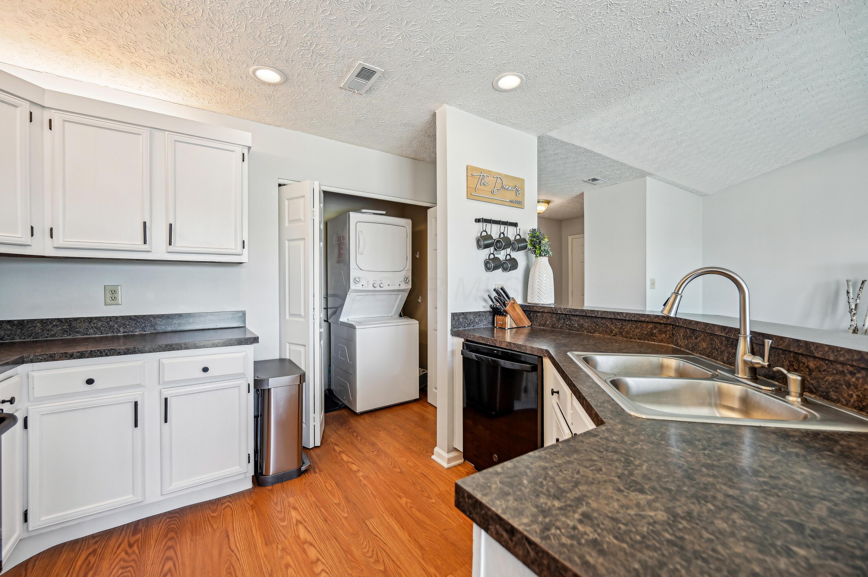 3572 Fishinger Mill Drive, Hilliard, Ohio image 11