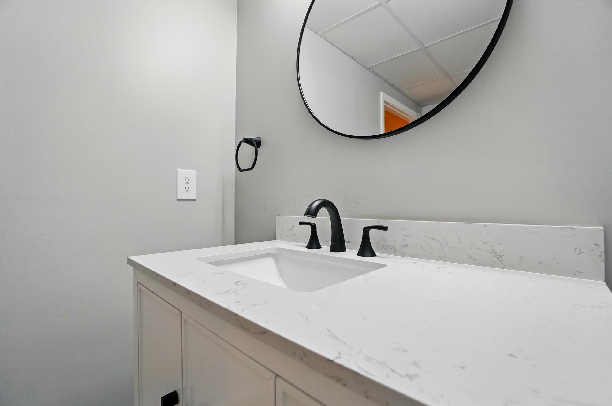 3996 Park Circle, Hilliard, Ohio image 39