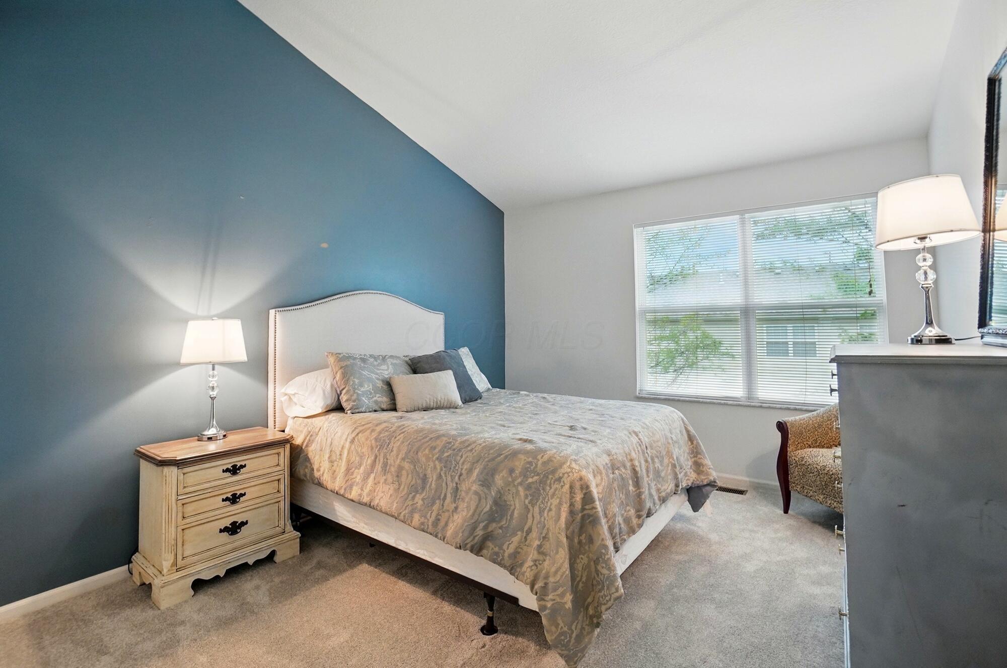 3996 Park Circle, Hilliard, Ohio image 32