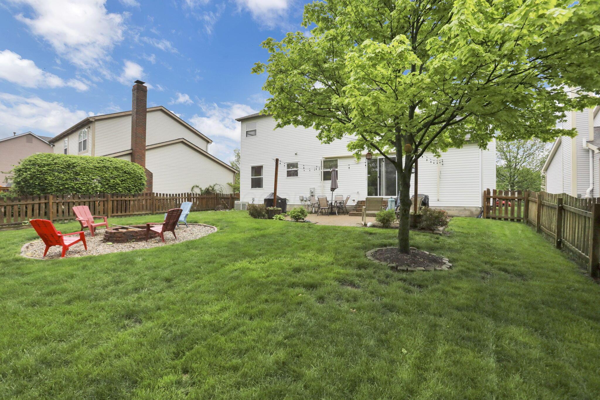 965 Thornapple Grove, Galloway, Ohio image 43