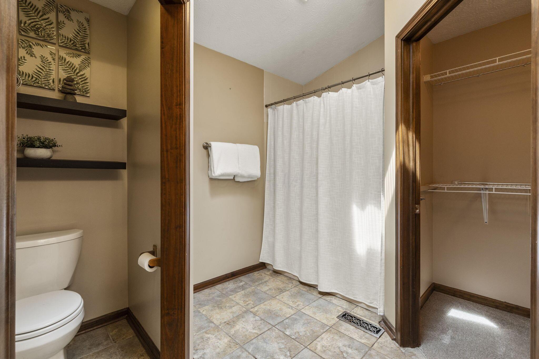 6701 Perry Road, Centerburg, Ohio image 31