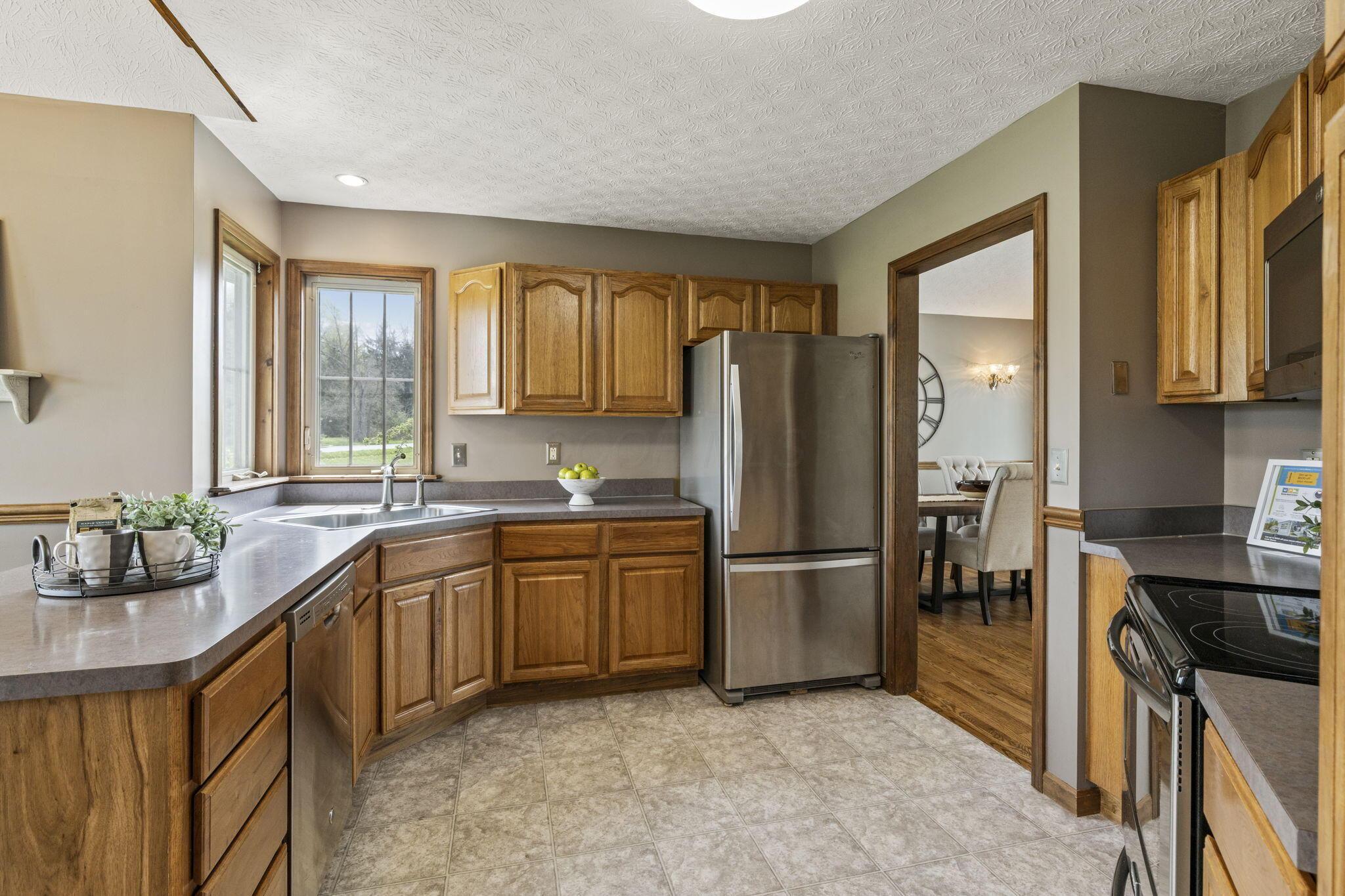 6701 Perry Road, Centerburg, Ohio image 12