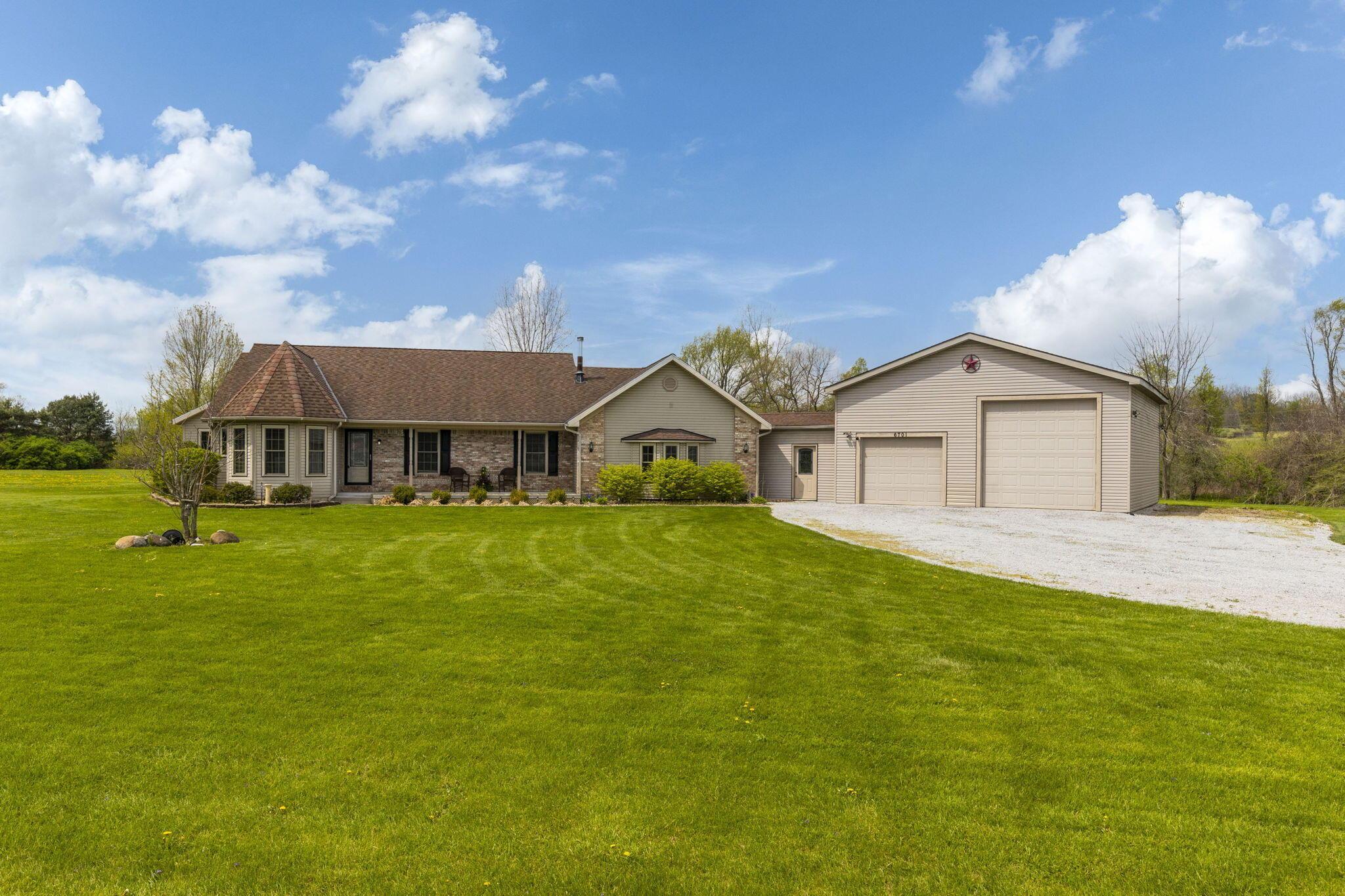 6701 Perry Road, Centerburg, Ohio image 1