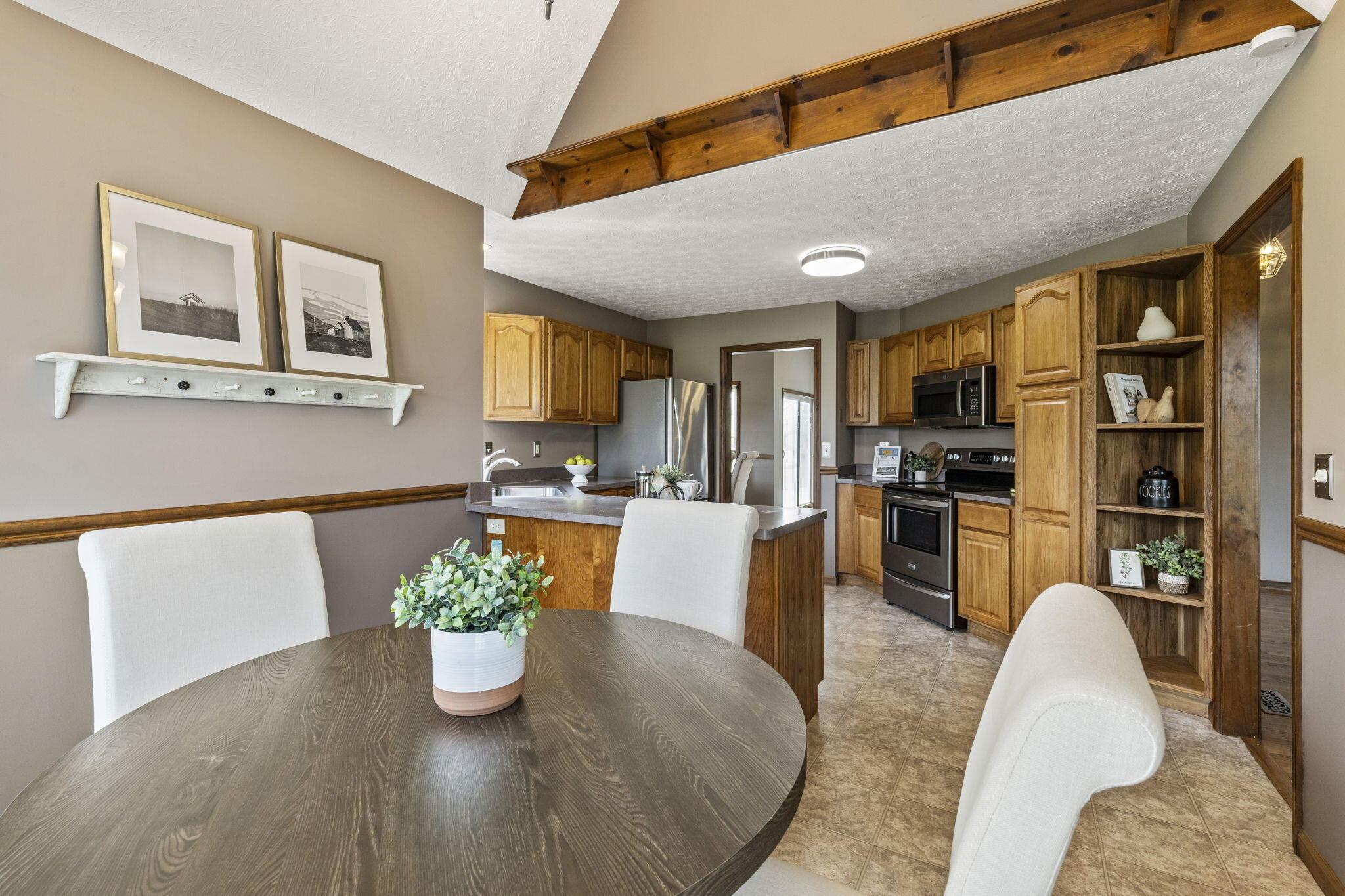 6701 Perry Road, Centerburg, Ohio image 10