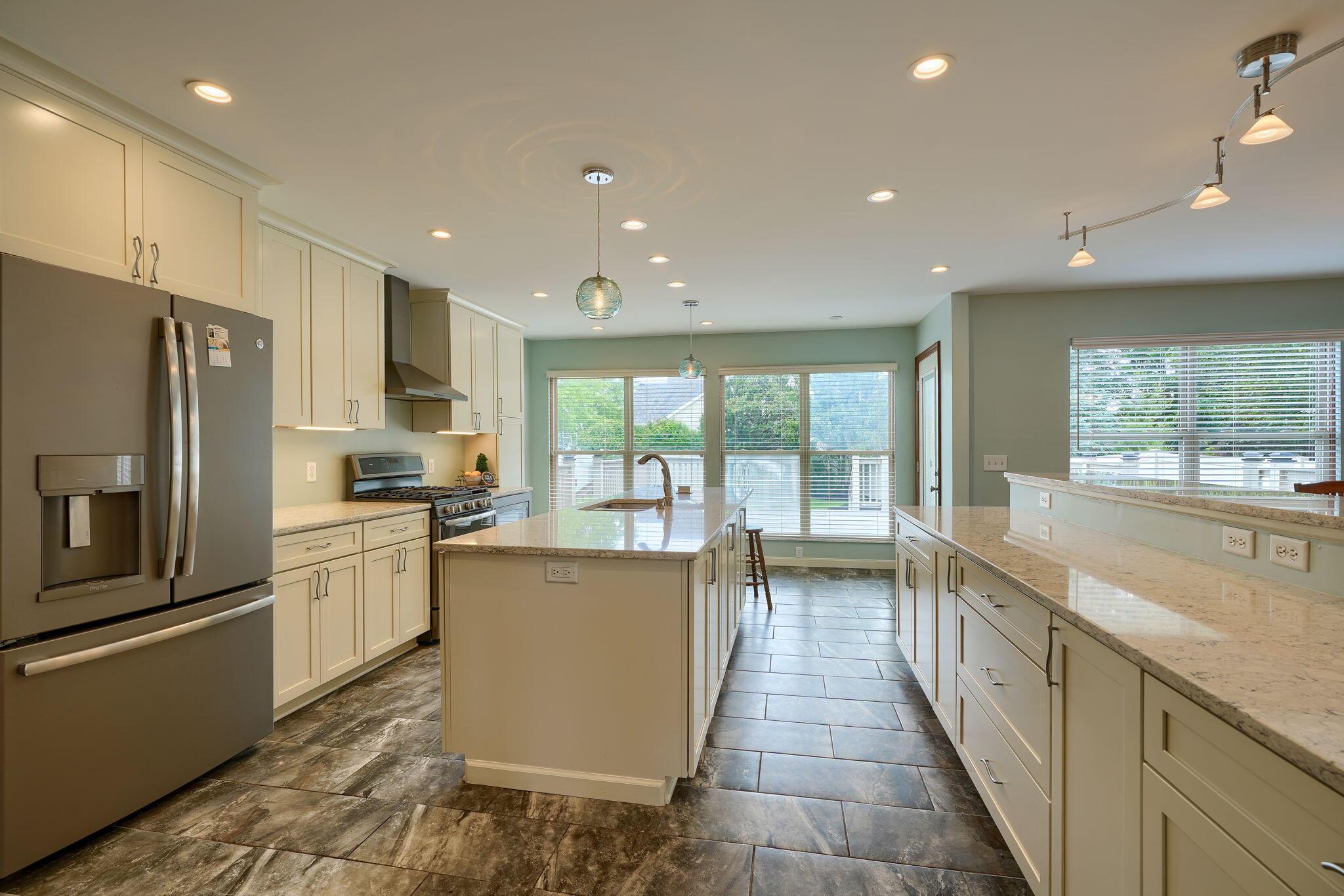 4475 Parkshore Drive, Lewis Center, Ohio image 20