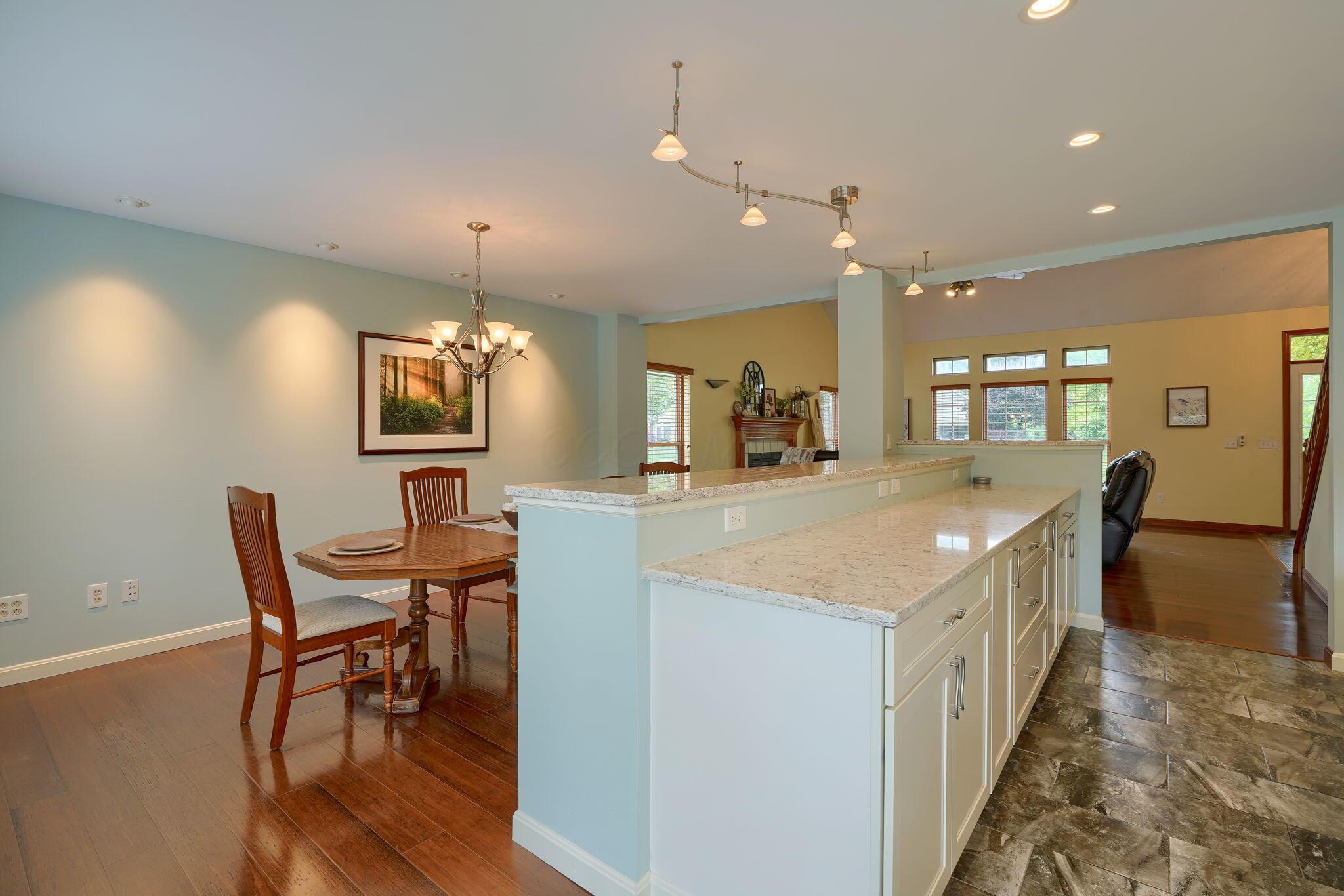 4475 Parkshore Drive, Lewis Center, Ohio image 26