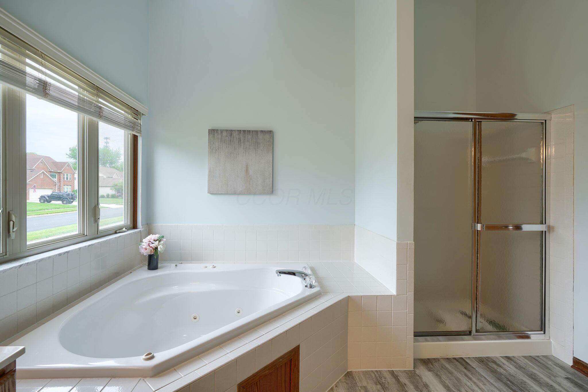 4475 Parkshore Drive, Lewis Center, Ohio image 31