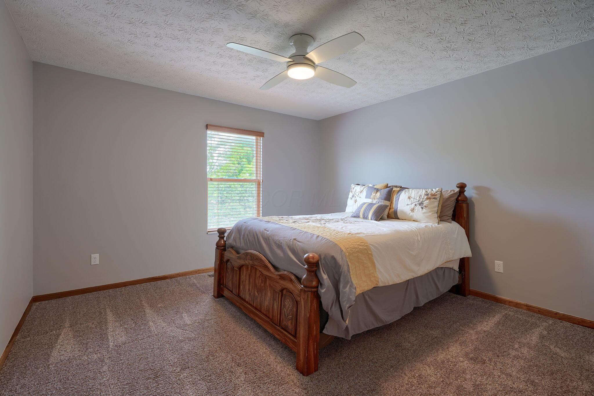 4475 Parkshore Drive, Lewis Center, Ohio image 38