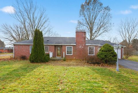 Photo of 229 Heath Road, Heath, OH 43056 (MLS # 226001315)