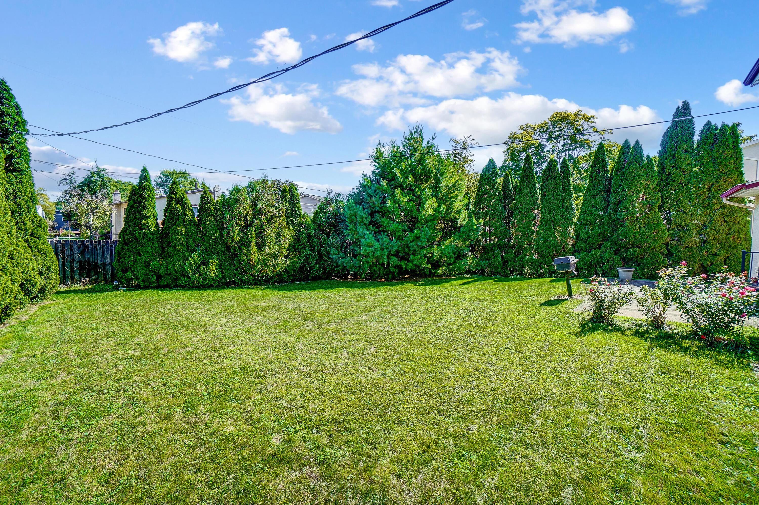 5456 Tamarack Boulevard, Columbus, Ohio image 3