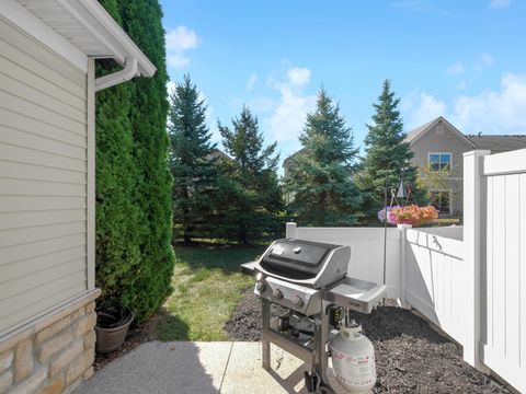 Tiny photo for 4813 Ashleigh Drive, Dublin, OH 43016 (MLS # 225037511)