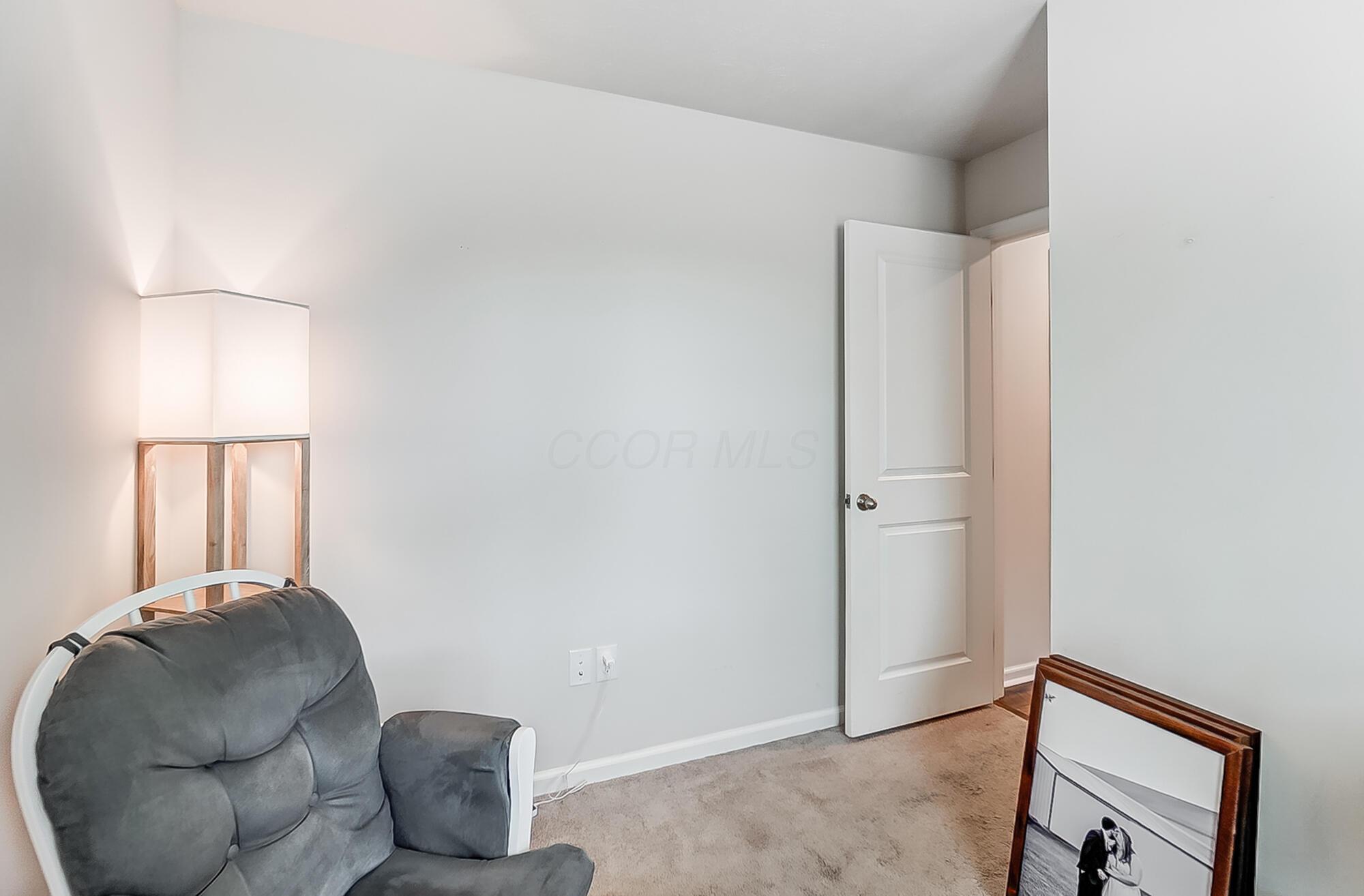 207 S Tuttle Road, Springfield, Ohio image 12