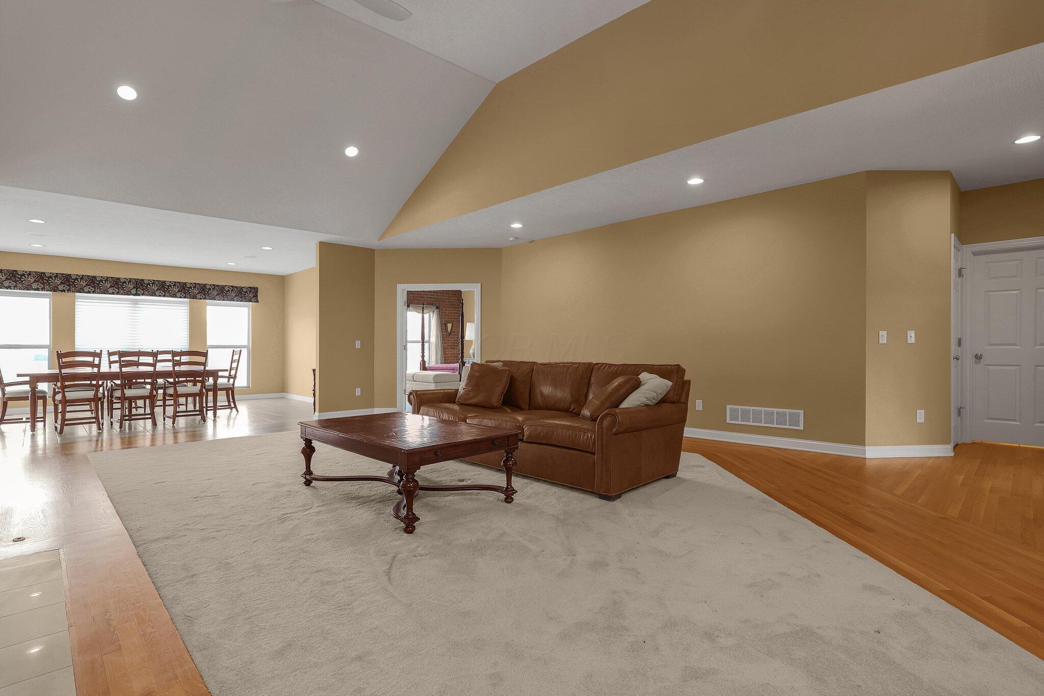 1502 Stewart Place, Blacklick, Ohio image 11