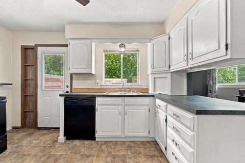 Tiny photo for 5346 Carbondale Drive, Columbus, OH 43232 (MLS # 226035808)