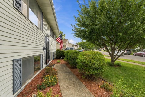 Tiny photo for 5346 Carbondale Drive, Columbus, OH 43232 (MLS # 226035808)