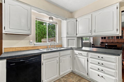 Tiny photo for 5346 Carbondale Drive, Columbus, OH 43232 (MLS # 226035808)