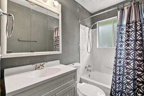 Tiny photo for 5346 Carbondale Drive, Columbus, OH 43232 (MLS # 226035808)