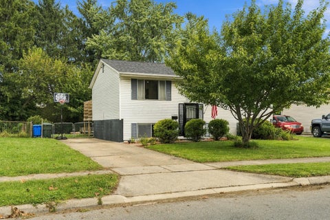 Tiny photo for 5346 Carbondale Drive, Columbus, OH 43232 (MLS # 226035808)