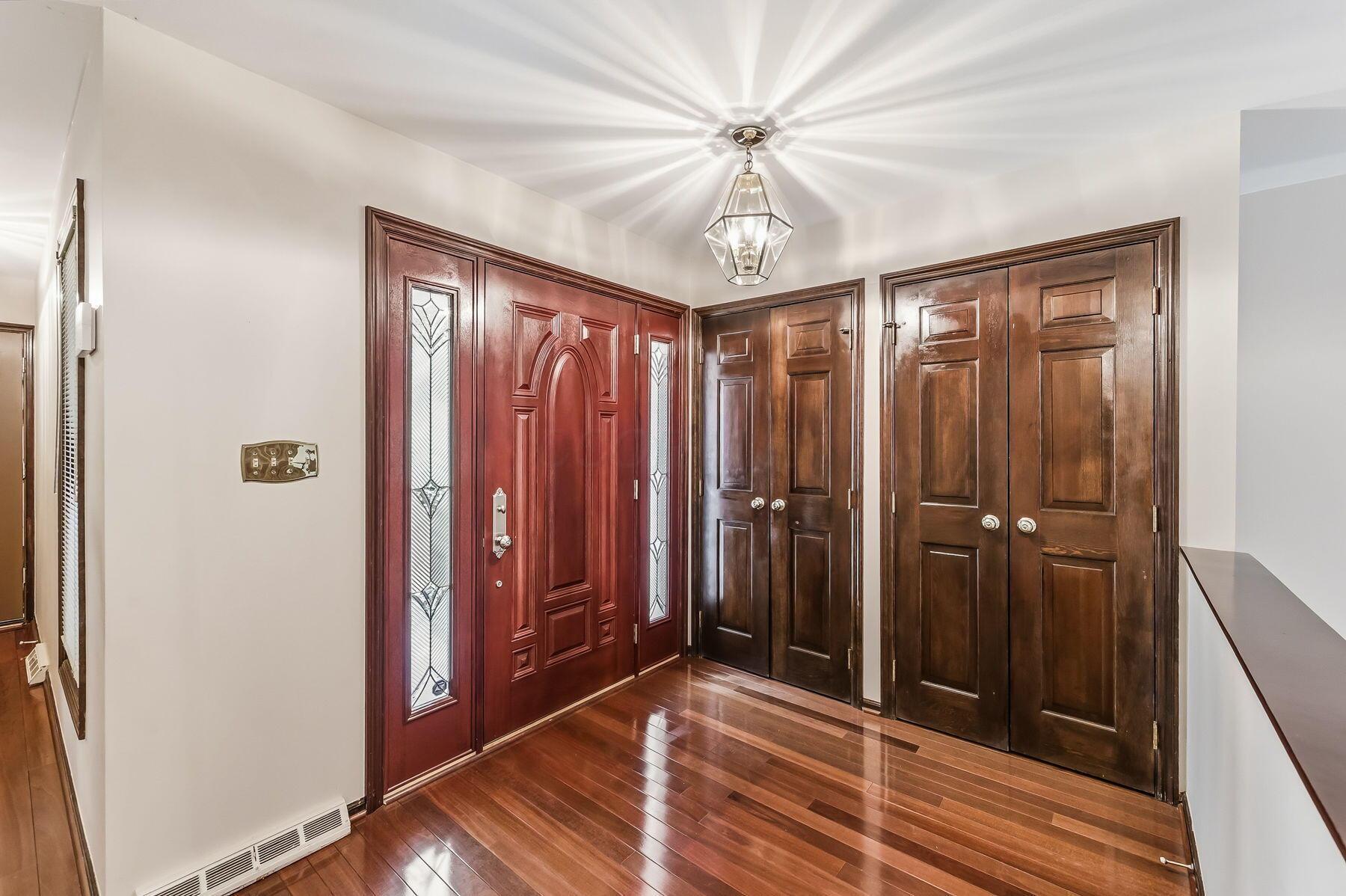 2060 Mackenzie Drive 2