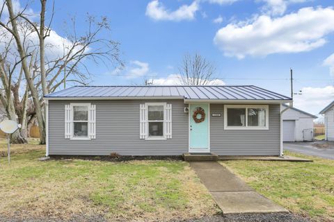 Photo of 13660 Queen Road NE, Thornville, OH 43076 (MLS # 226006602)