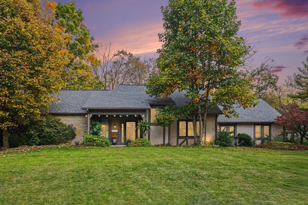 4655 DONEGAL CLIFFS DR, DUBLIN, OH 43017 - Image b9c90420dcc4d0a3a21d9d9a7ed4d249/878891497