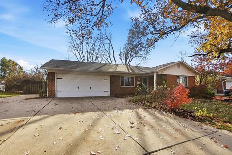 Photo of 183 Barcelona Avenue, Westerville, OH 43081 (MLS # 225043658)
