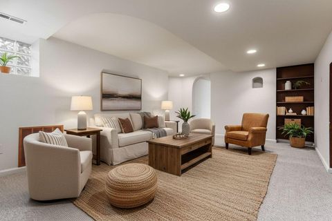 Photo of 54 N Woodland Avenue, Columbus, OH 43203 (MLS # 225039595)