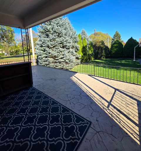 Tiny photo for 54 N Woodland Avenue, Columbus, OH 43203 (MLS # 225039595)