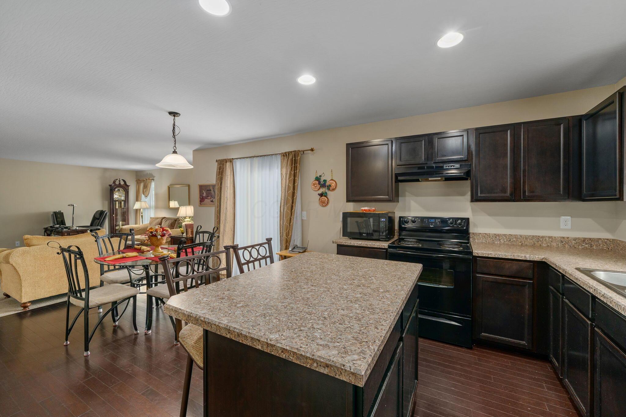 573 Altona Drive, Blacklick, Ohio image 12