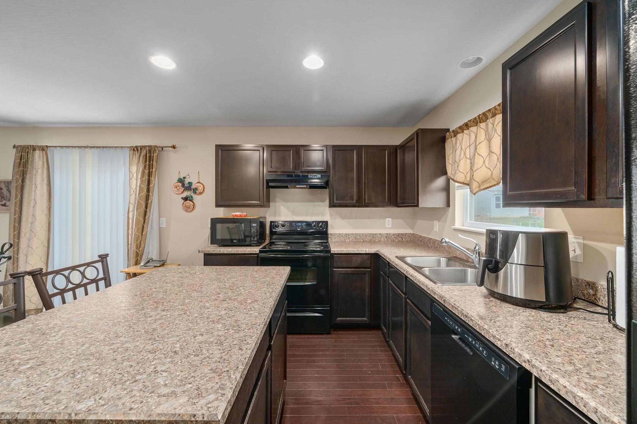 573 Altona Drive, Blacklick, Ohio image 11