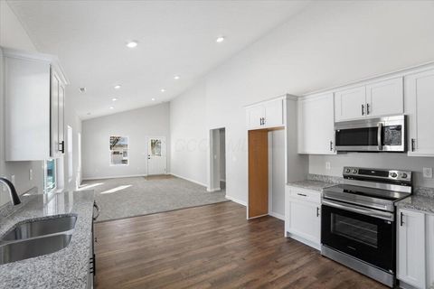 Tiny photo for 517 E Chillicothe Avenue, Bellefontaine, OH 43311 (MLS # 226012994)