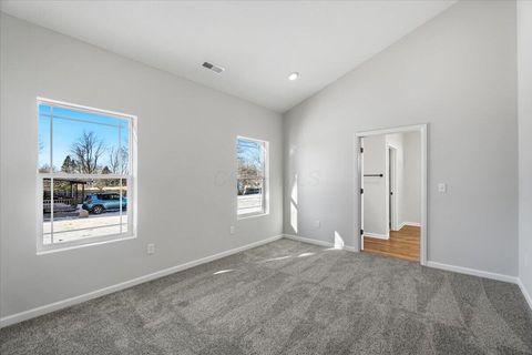 Tiny photo for 517 E Chillicothe Avenue, Bellefontaine, OH 43311 (MLS # 226012994)