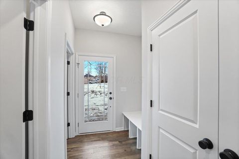 Tiny photo for 517 E Chillicothe Avenue, Bellefontaine, OH 43311 (MLS # 226012994)