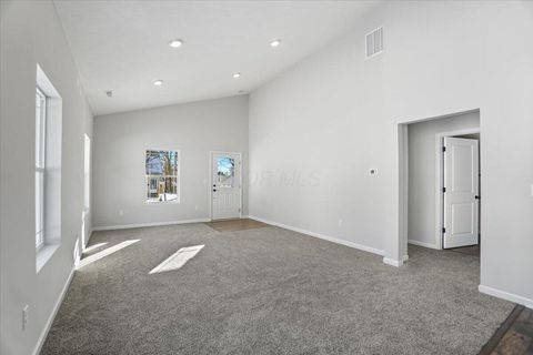 Tiny photo for 517 E Chillicothe Avenue, Bellefontaine, OH 43311 (MLS # 226012994)