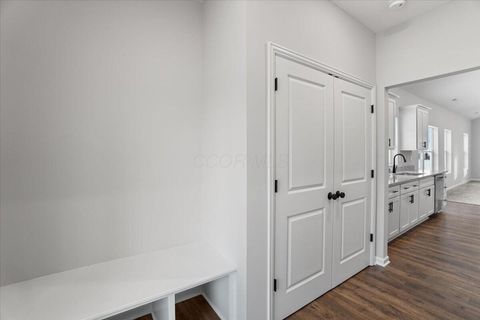 Tiny photo for 517 E Chillicothe Avenue, Bellefontaine, OH 43311 (MLS # 226012994)