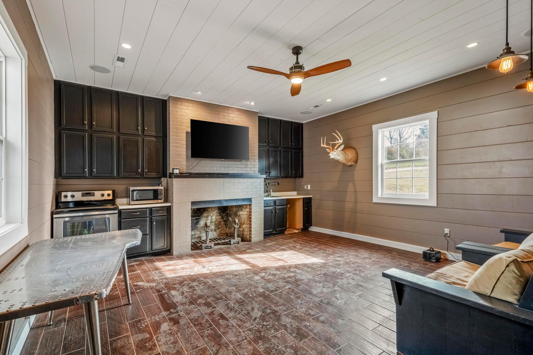 2382 Columbus Road, Granville, Ohio image 10