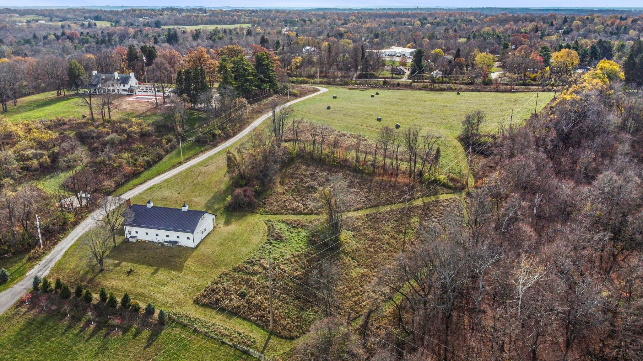 2382 Columbus Road, Granville, Ohio image 1