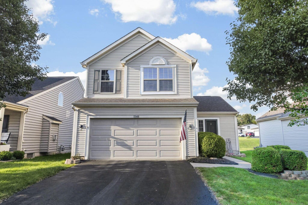 Photo of 1548 Grove Hill Drive, Columbus, OH 43240 (MLS # 226037272)