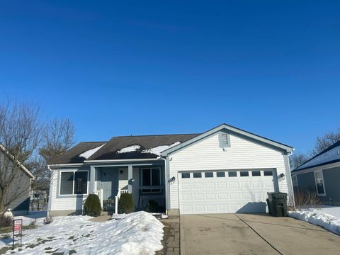Photo of 716 Academy Drive, Galloway, OH 43119 (MLS # 226004211)