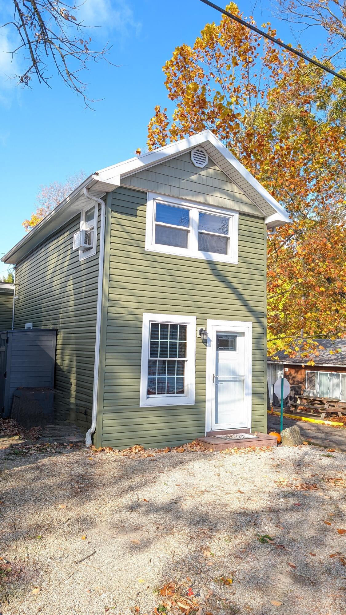 255 9th Street, Lancaster, Ohio image 1