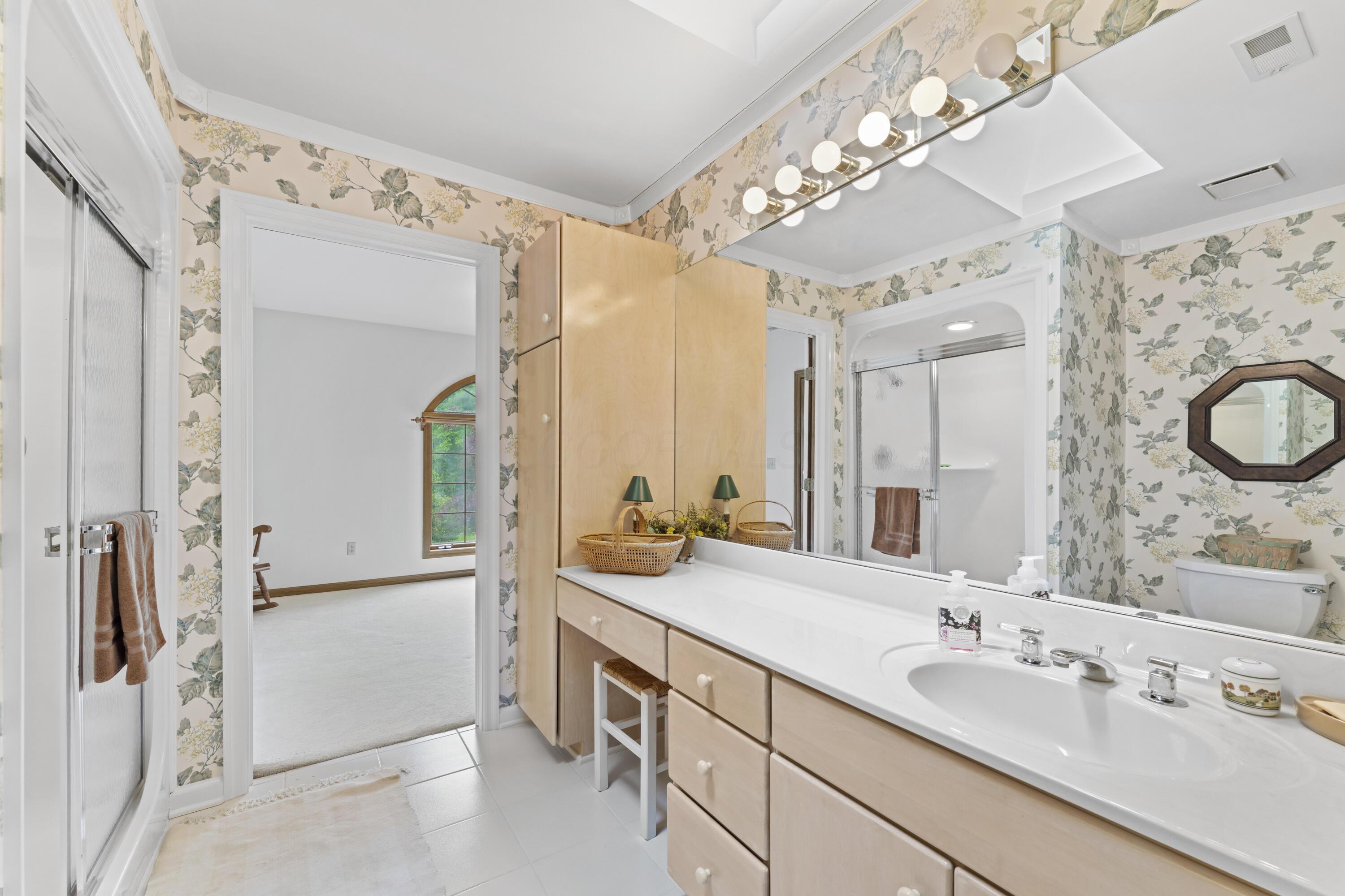 8039 Crossgate Court, Dublin, Ohio image 34