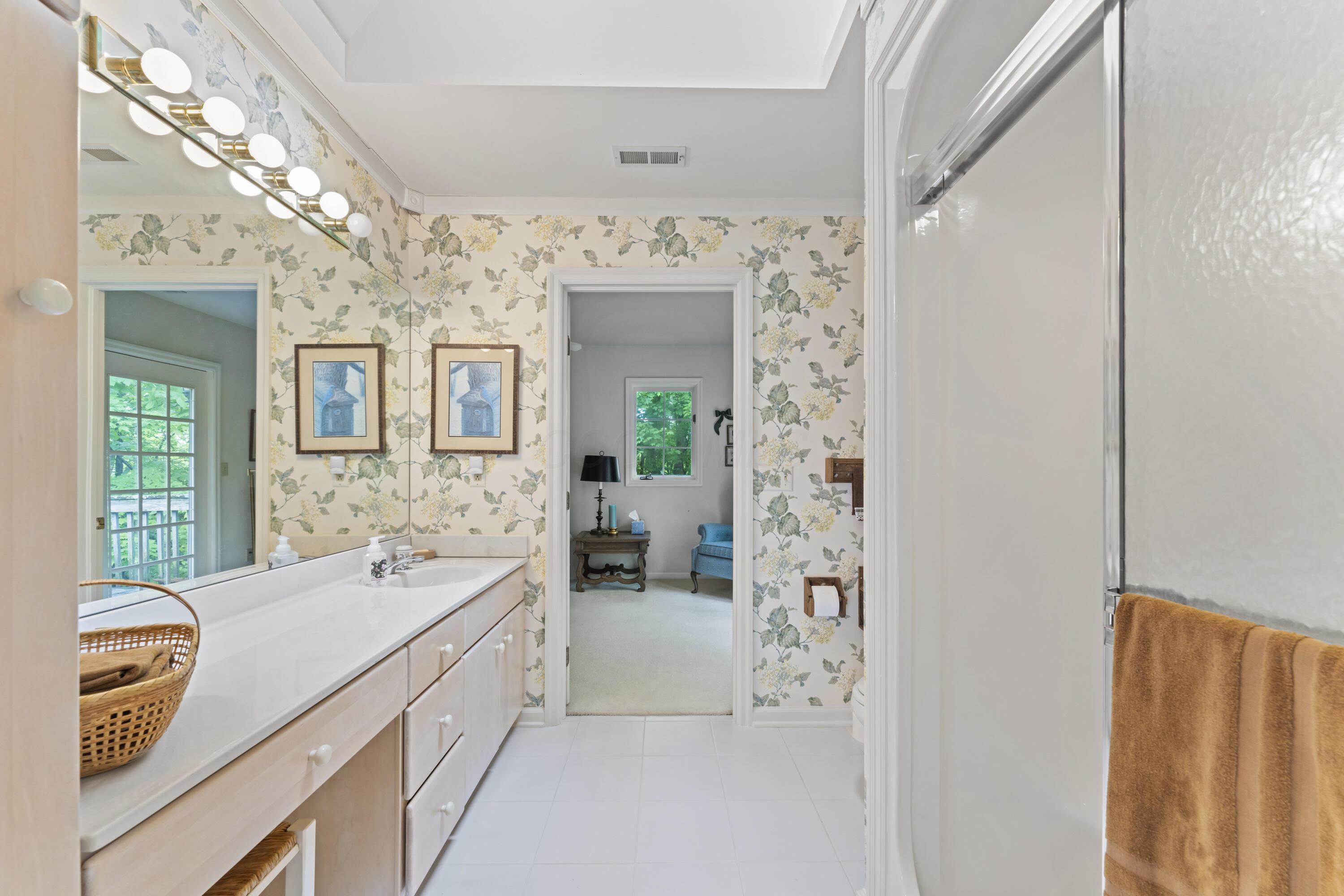 8039 Crossgate Court, Dublin, Ohio image 35