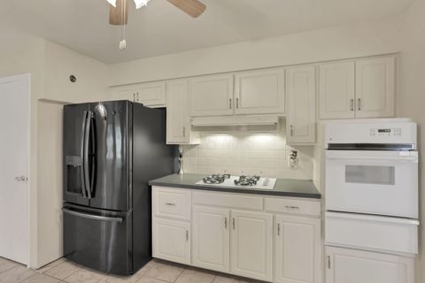 Tiny photo for 5882 Timber Drive, Columbus, OH 43213 (MLS # 225037416)