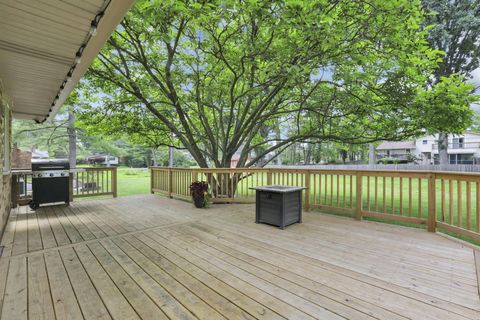 Tiny photo for 5882 Timber Drive, Columbus, OH 43213 (MLS # 225037416)