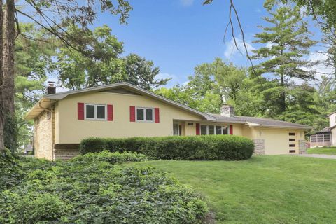 Tiny photo for 5882 Timber Drive, Columbus, OH 43213 (MLS # 225037416)