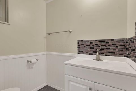 Tiny photo for 5882 Timber Drive, Columbus, OH 43213 (MLS # 225037416)