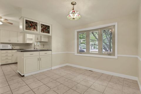 Tiny photo for 5882 Timber Drive, Columbus, OH 43213 (MLS # 225037416)