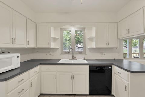 Tiny photo for 5882 Timber Drive, Columbus, OH 43213 (MLS # 225037416)