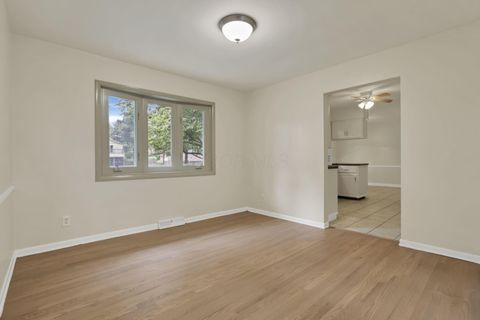Tiny photo for 5882 Timber Drive, Columbus, OH 43213 (MLS # 225037416)
