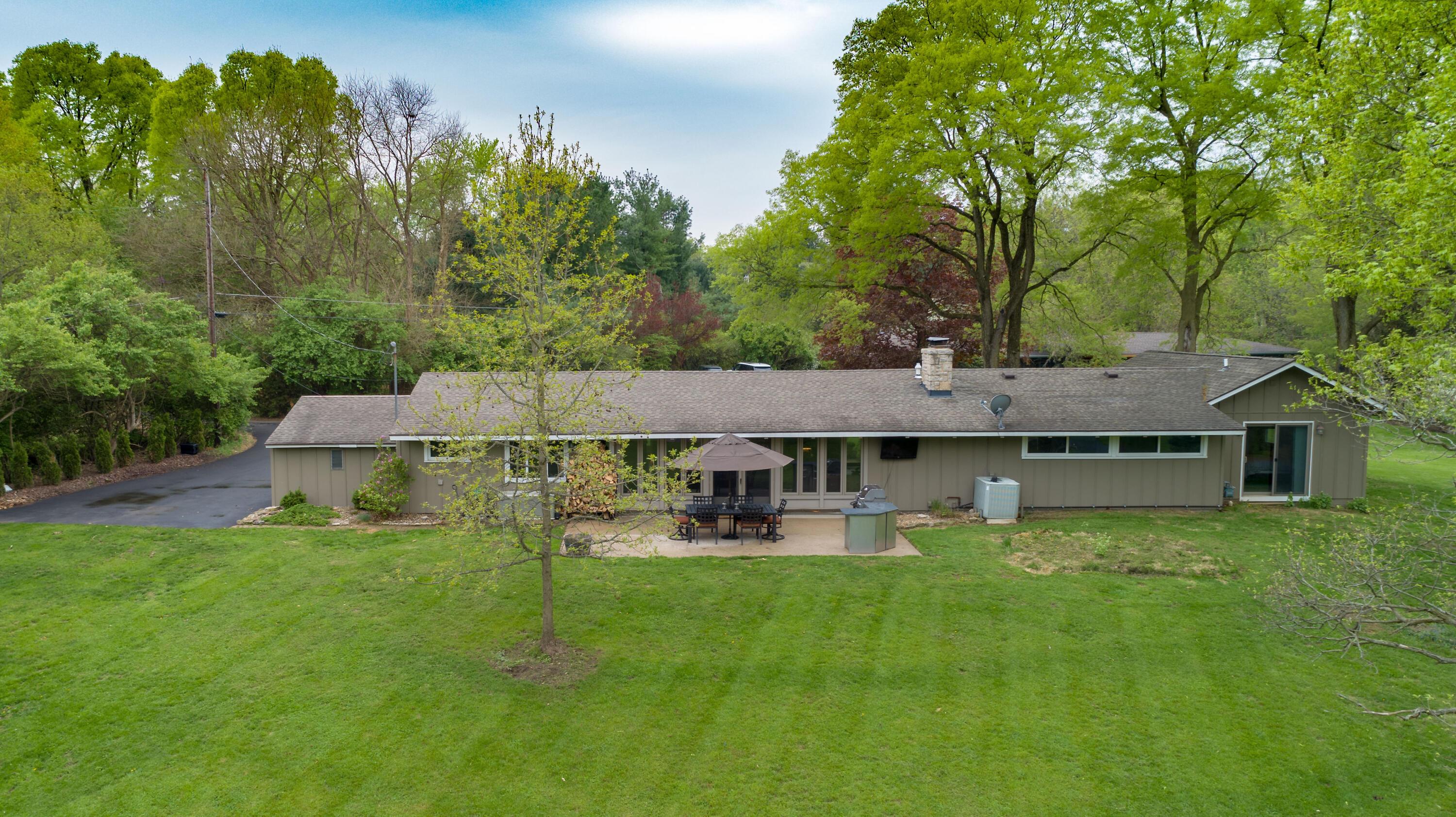 Columbus, Ohio 43221, United States, 3 Bedrooms Bedrooms, ,3 BathroomsBathrooms,Residential,Active,237867